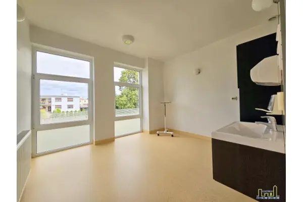 wolsztyński, Wolsztyn, Poniatowskiego, OBIEKT KOMERCYJNY 880 m2 WINDĄ DO WYNAJECIA