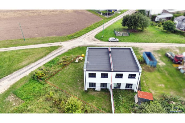 nowotomyski, Zbąszyń, Księdza Wawrzyniaka, FUNKCJONALNY BLIŹNIAK NA SPOKOJNYM OSIEDLU!