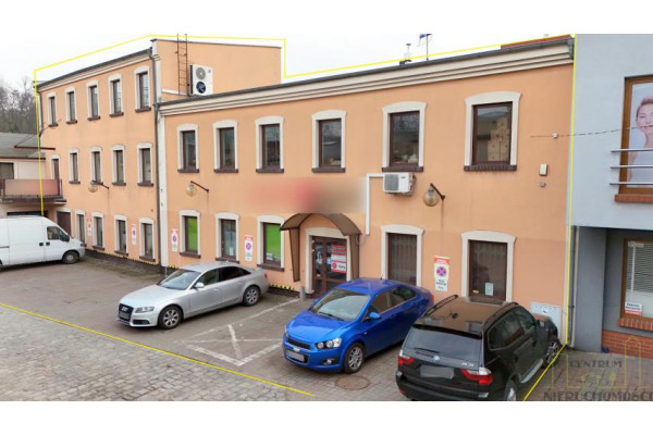 wolsztyński, Wolsztyn, Poznańska, BUDYNEK W CENTRUM Z WŁASNYMI MIEJSCAMI PARKINGOWYMI!