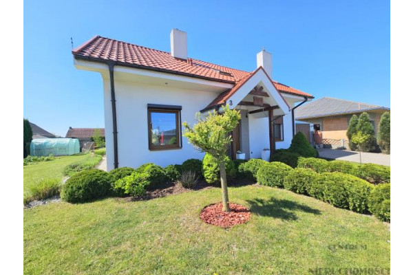 szamotulski, Duszniki, Różana, KOMFORTOWY DOM Z DOSKONAŁĄ KOMUNIKACJĄ Z BUKIEM, POZNANIEM I TARNOWEM PODGÓRNYM!