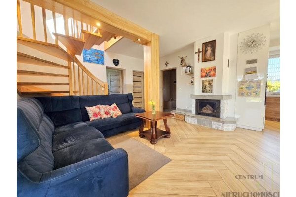 szamotulski, Duszniki, Różana, KOMFORTOWY DOM Z DOSKONAŁĄ KOMUNIKACJĄ Z BUKIEM, POZNANIEM I TARNOWEM PODGÓRNYM!