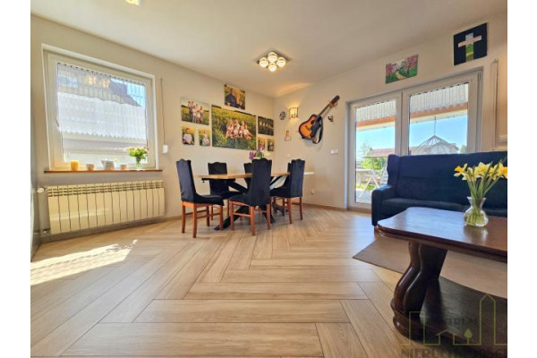 szamotulski, Duszniki, Różana, KOMFORTOWY DOM Z DOSKONAŁĄ KOMUNIKACJĄ Z BUKIEM, POZNANIEM I TARNOWEM PODGÓRNYM!