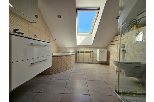 szamotulski, Duszniki, Różana, KOMFORTOWY DOM Z DOSKONAŁĄ KOMUNIKACJĄ Z BUKIEM, POZNANIEM I TARNOWEM PODGÓRNYM!